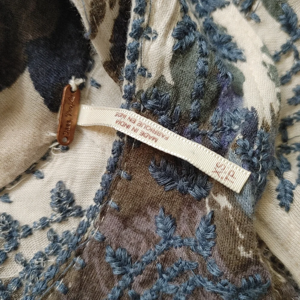 Free People Floral Cold Shoulder Top - Picture 4 of 7